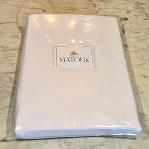 Matouk Queen Box Spring Cover in Diamond Pique White